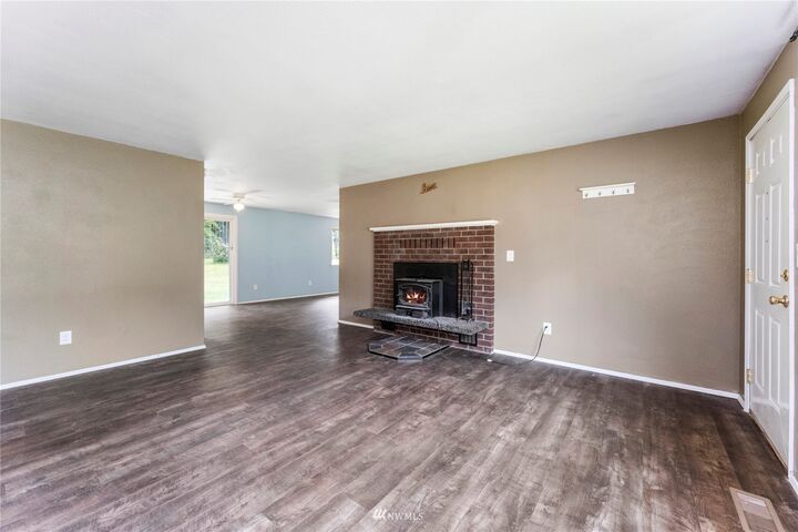 Property Photo: 12680 Oakridge Drive SW WA 98367