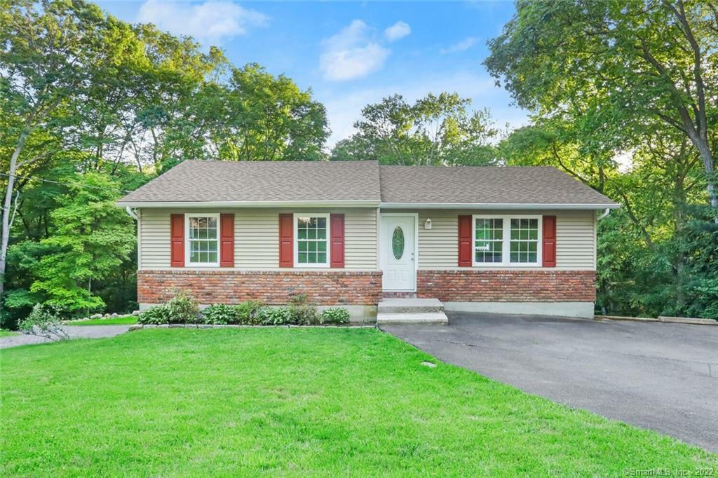 Property Photo: 14 Clayton Road CT 06811