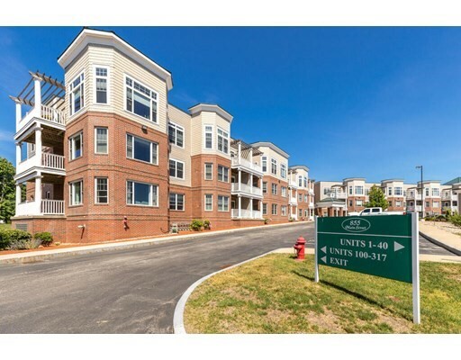 Property Photo:  855 Main Street 305  MA 01801 