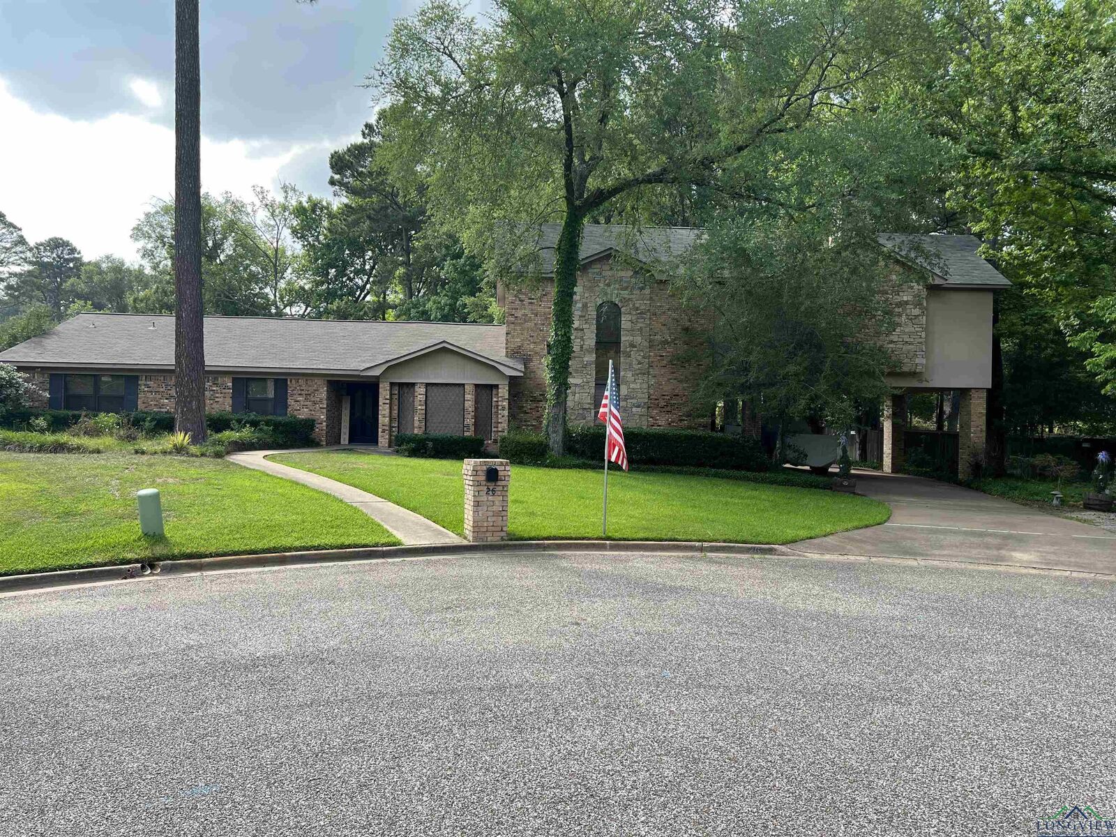 Property Photo: 26 Ramblewood Dr TX 75605