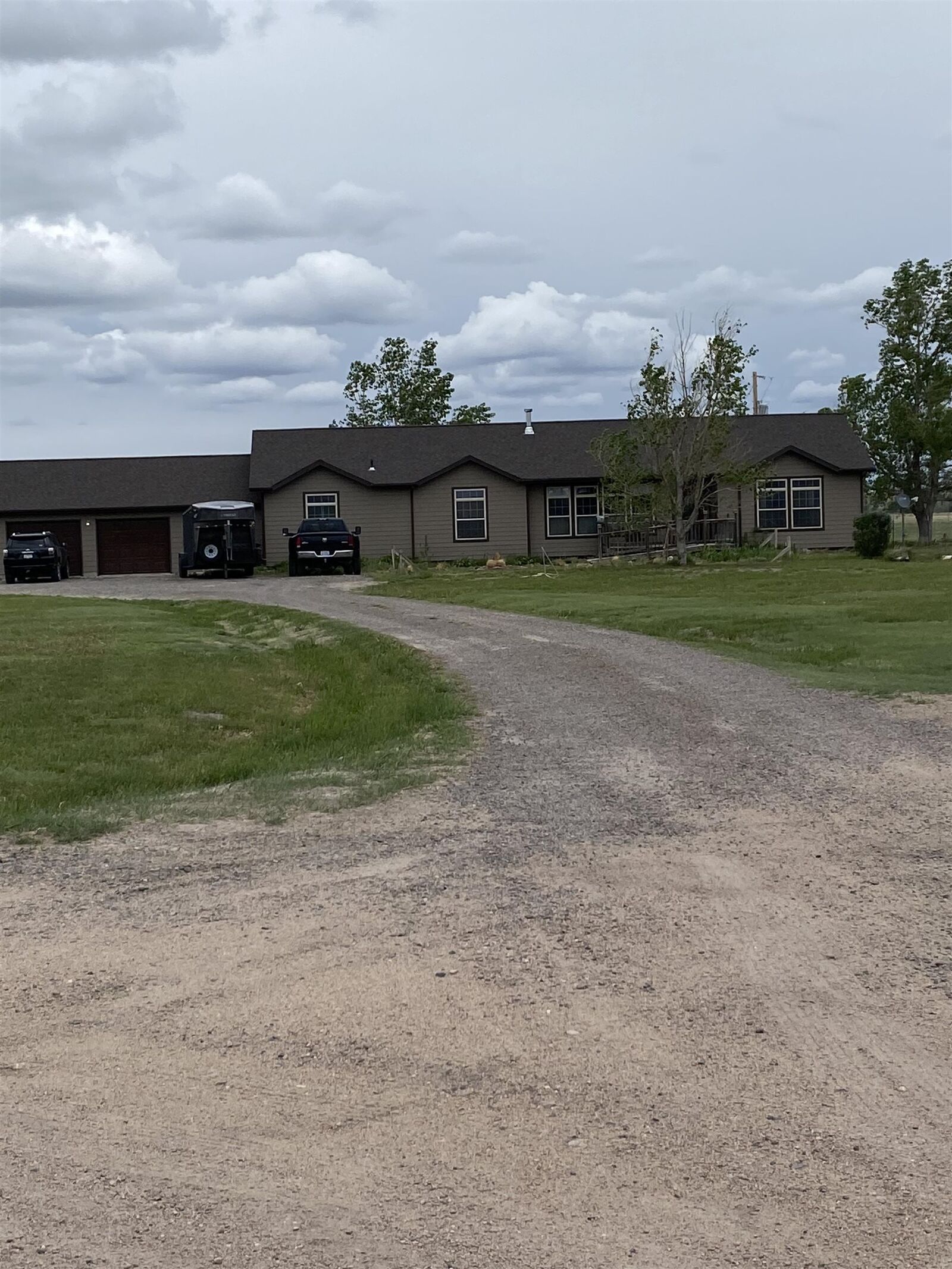 Property Photo: 1601 Road E G N NE 69144