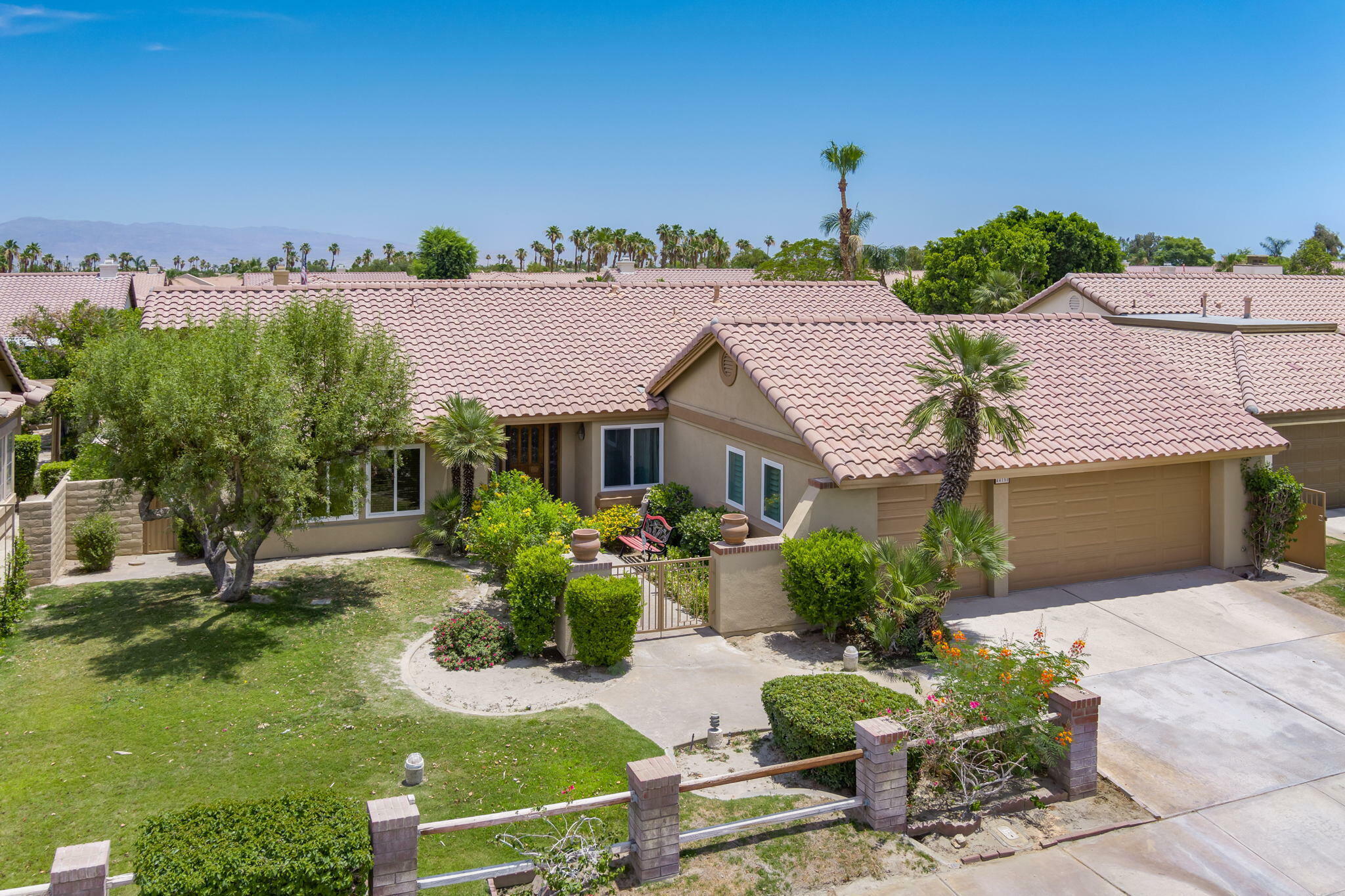 Property Photo:  44150 Ocotillo Drive  CA 92253 