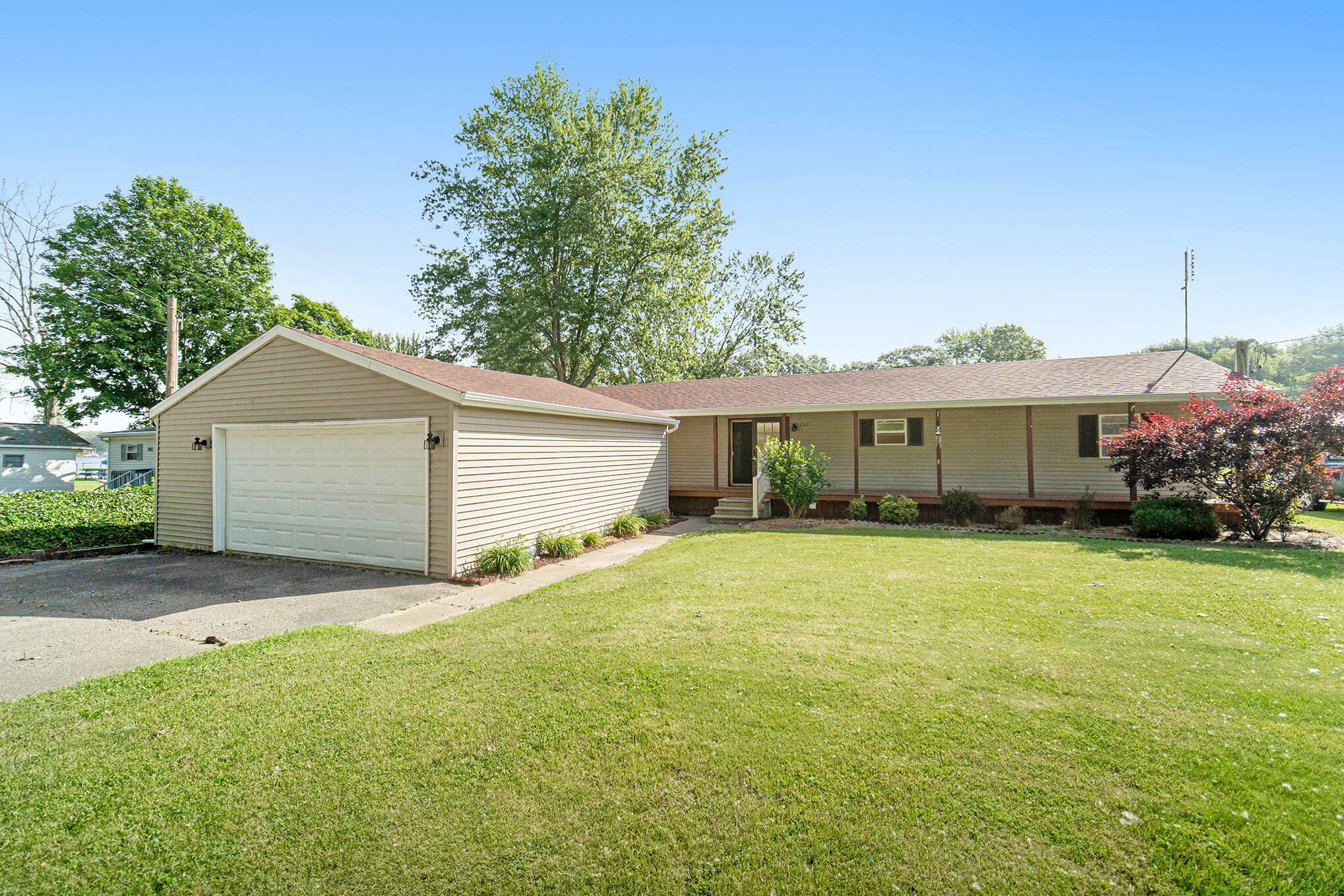 Property Photo:  263 Donnell Drive  MI 49036 