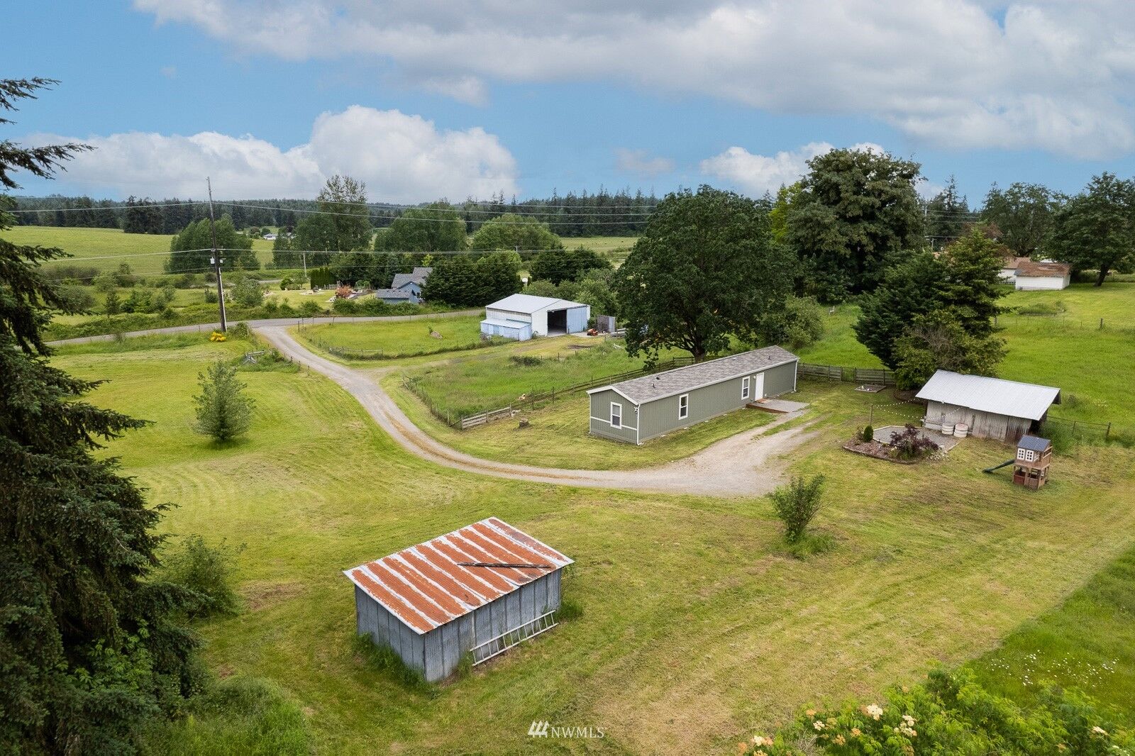 Property Photo: 11944 Koeppen Road SE WA 98597