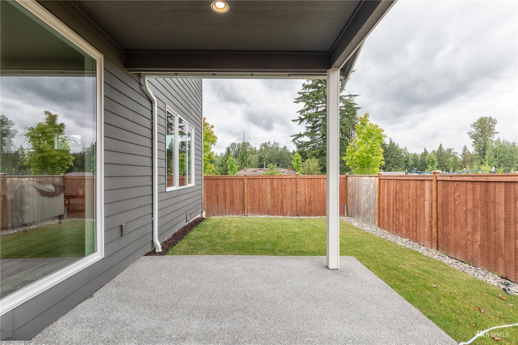 Property Photo:  2611 177th Place NE  WA 98271 