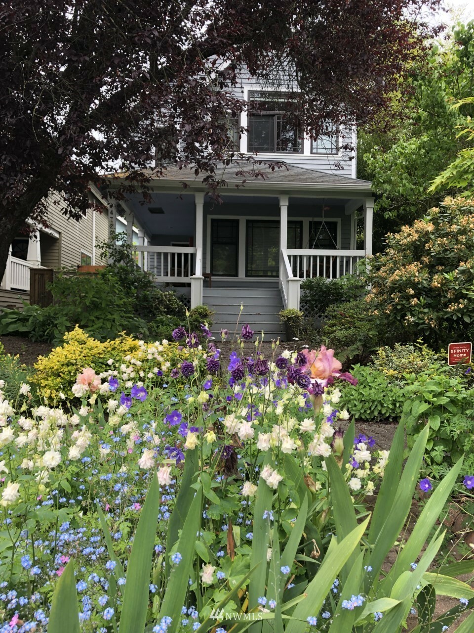 Property Photo: 4729 38th Avenue NE WA 98105