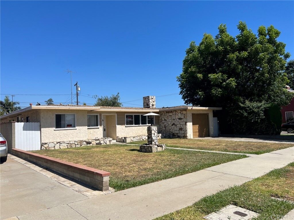 Property Photo: 312 N 12th Street CA 90640