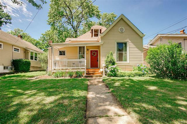 Property Photo:  3011 Fern Street  MO 63143 