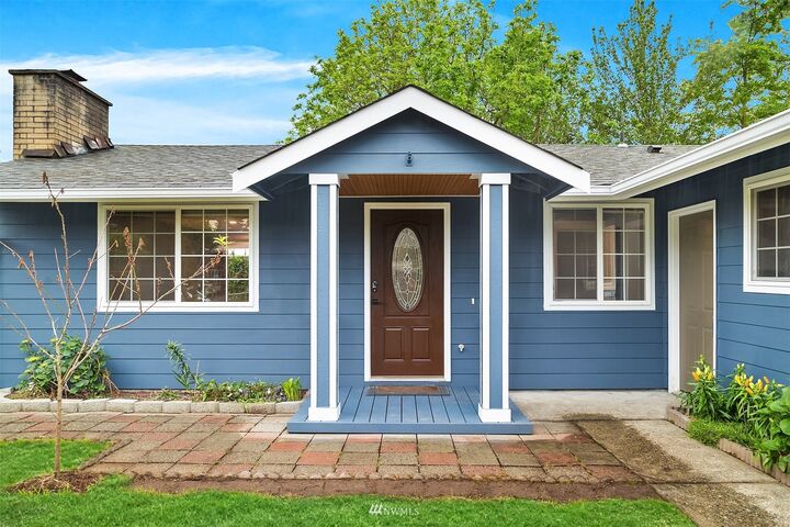 Property Photo:  11123 Luther Avenue S  WA 98178 