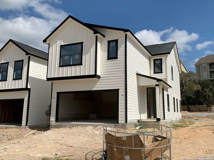 Property Photo:  16011 Babcock Unit #2  TX 78255 