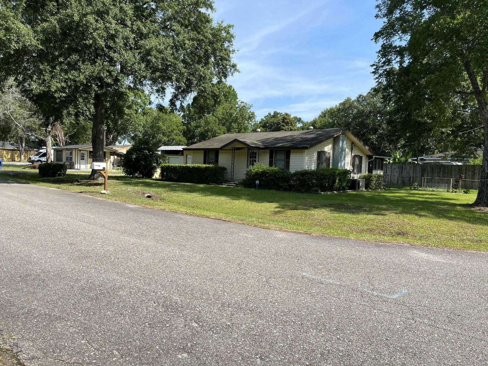 1137 Louis Terrace  Mount Pleasant SC 29464 photo