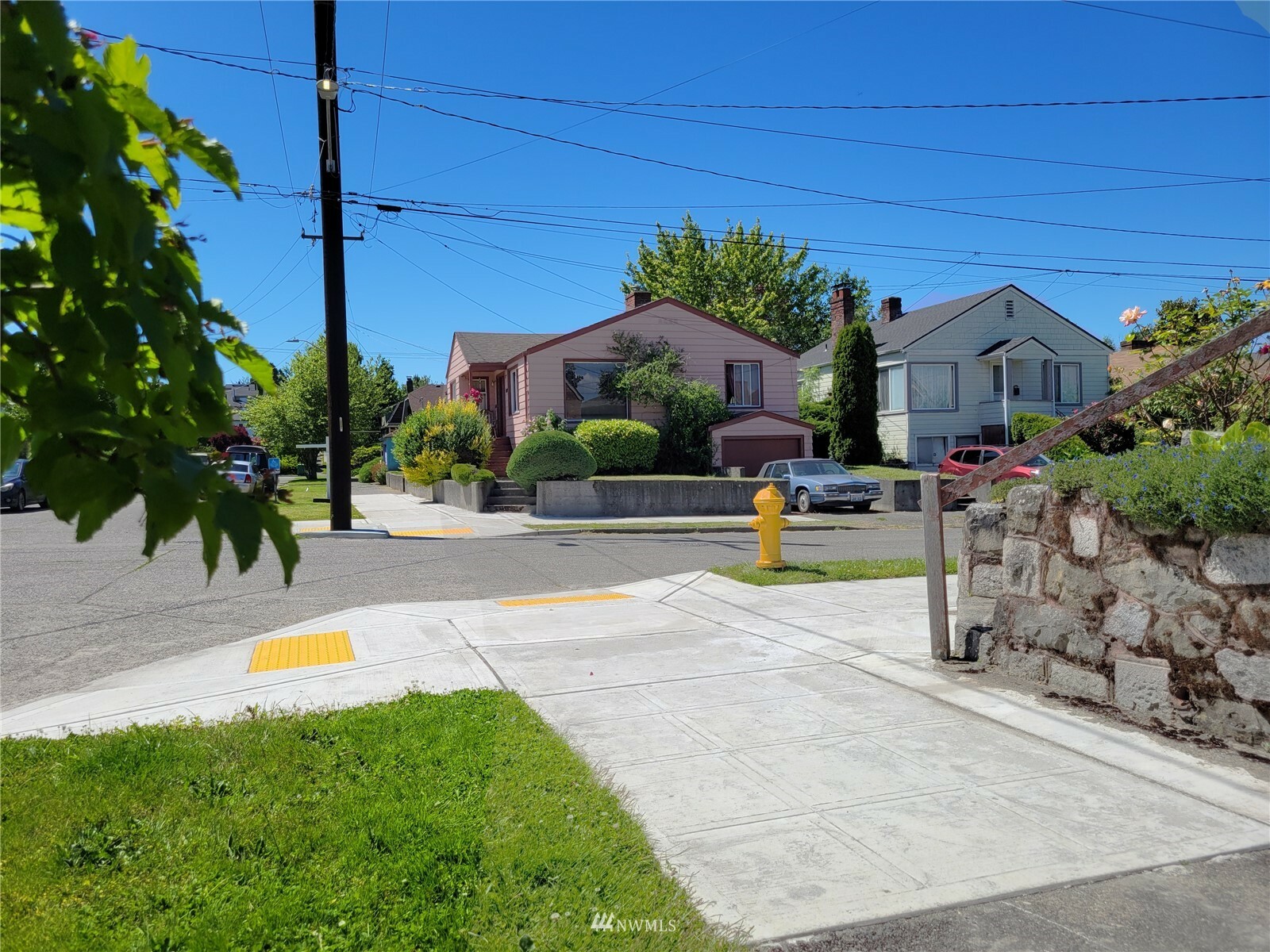 Property Photo:  2114 S Forest Street  WA 98144 