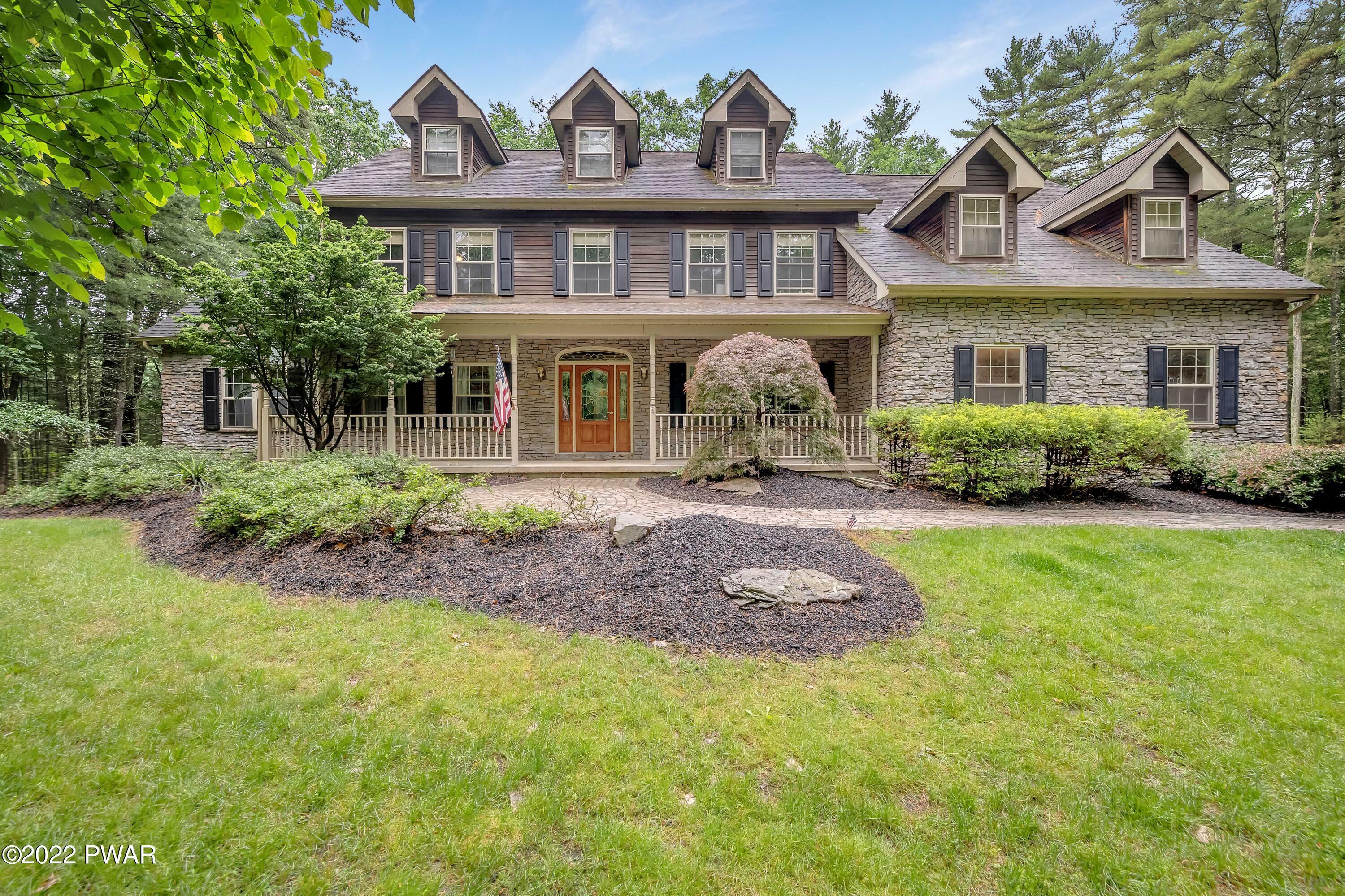 Property Photo:  154 Meath Lane  PA 18328 