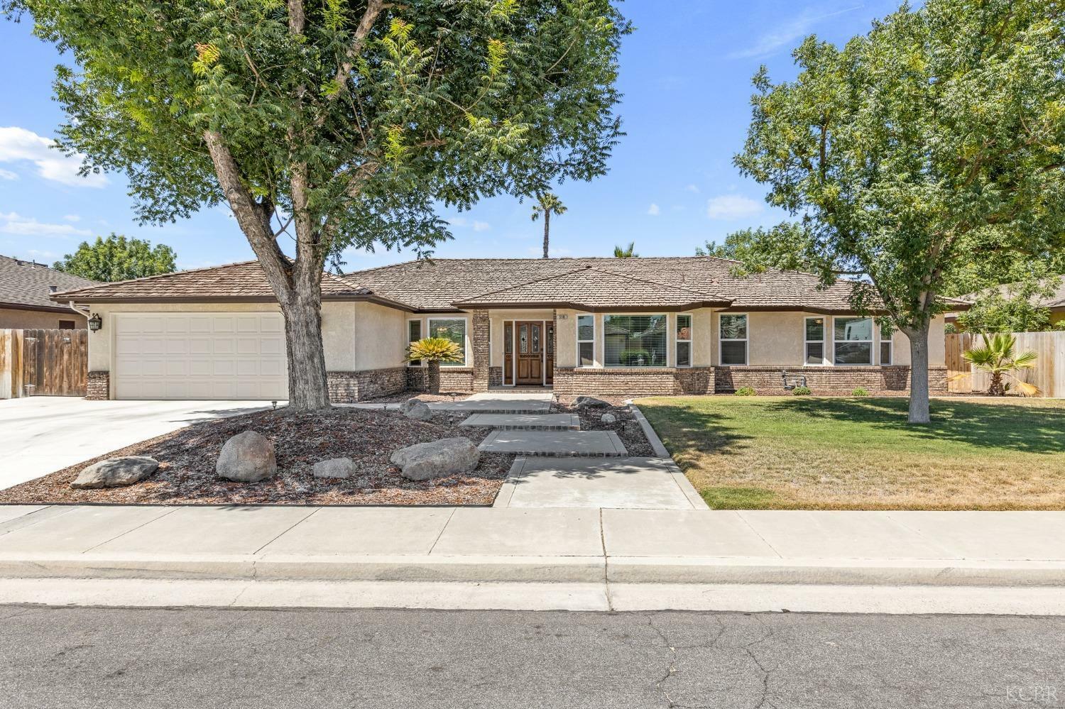 316 W Windsor Drive  Hanford CA 93230 photo