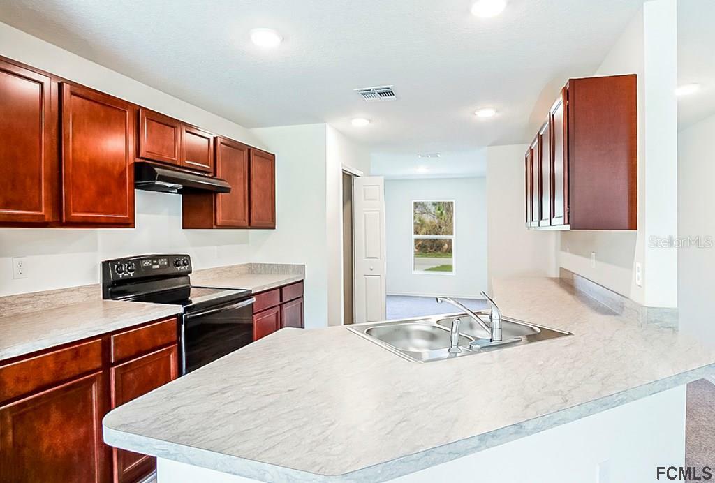 Property Photo: 13 Rydell Lane FL 32164