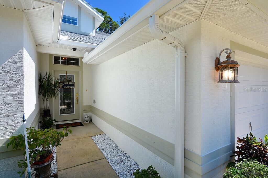 Property Photo:  6 Crossbar Way  FL 32137 