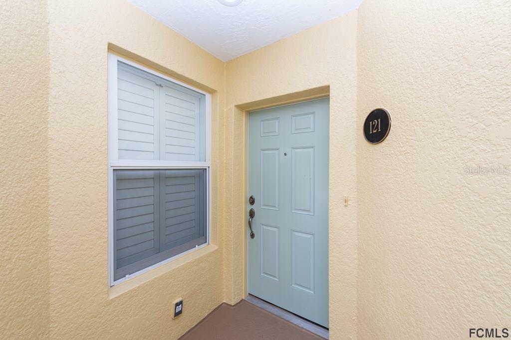 Property Photo:  100 Canopy Walk Lane 121  FL 32137 