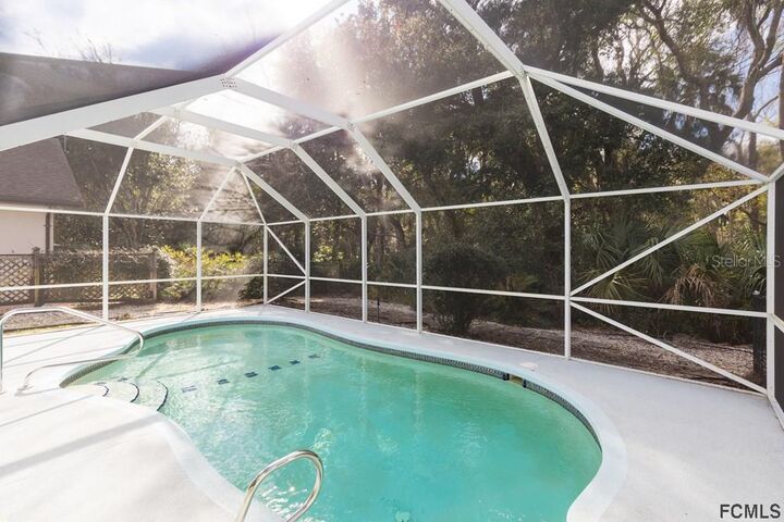Property Photo: 21 Fulton Place FL 32137