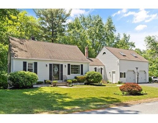 Property Photo: 106 Meadow Rd MA 01532