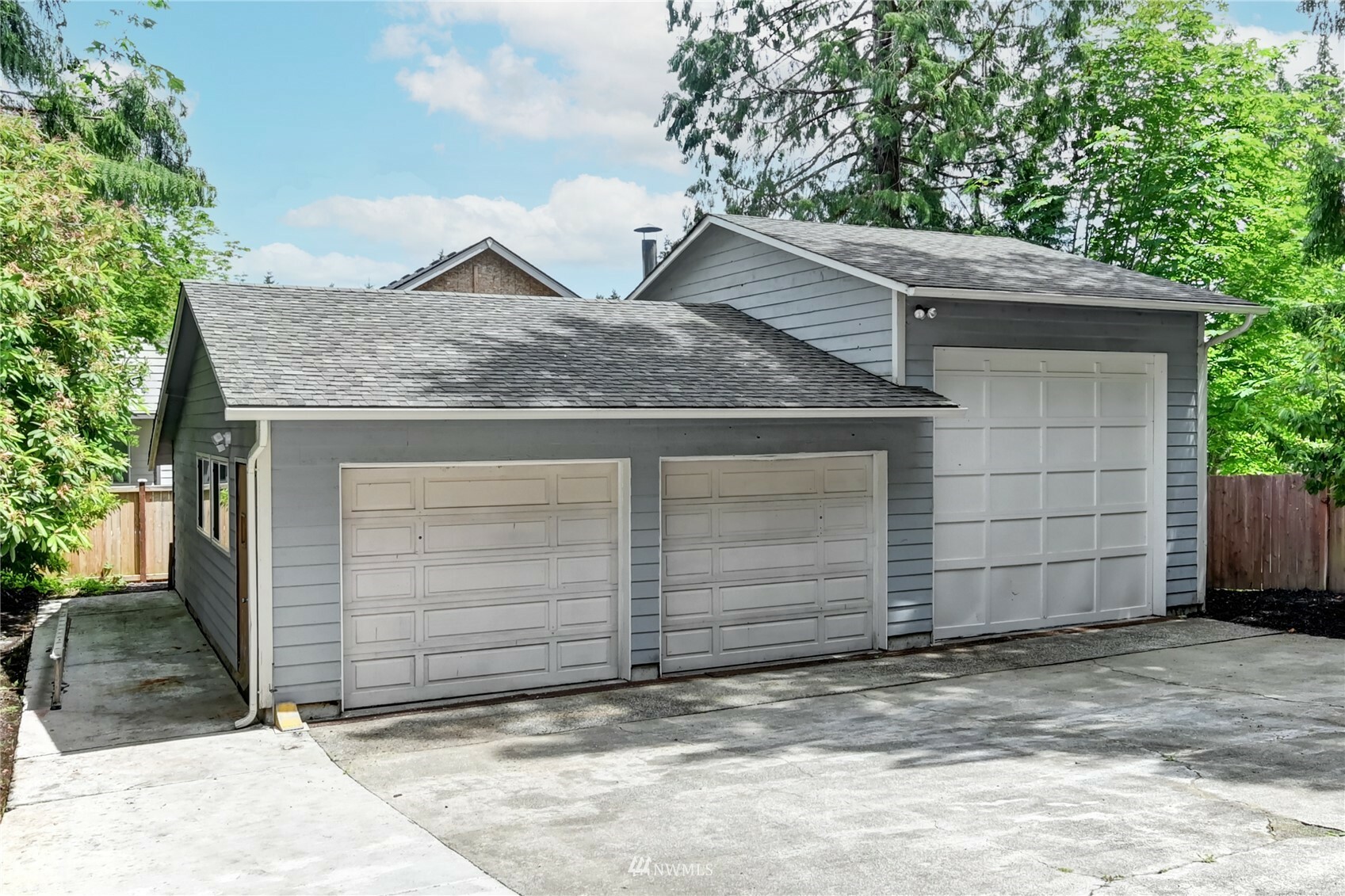 Property Photo: 815 Duchess Road WA 98012