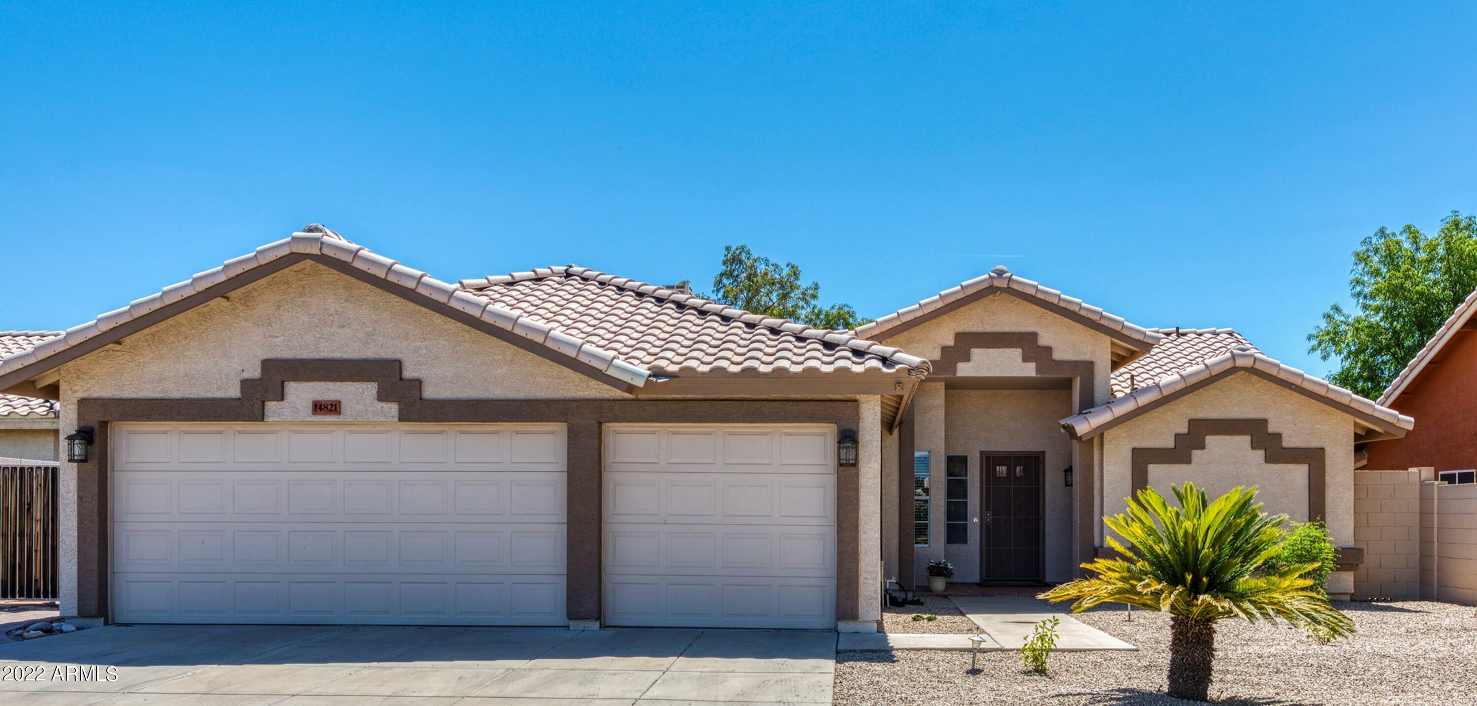 Property Photo: 14821 N 42nd Street AZ 85032