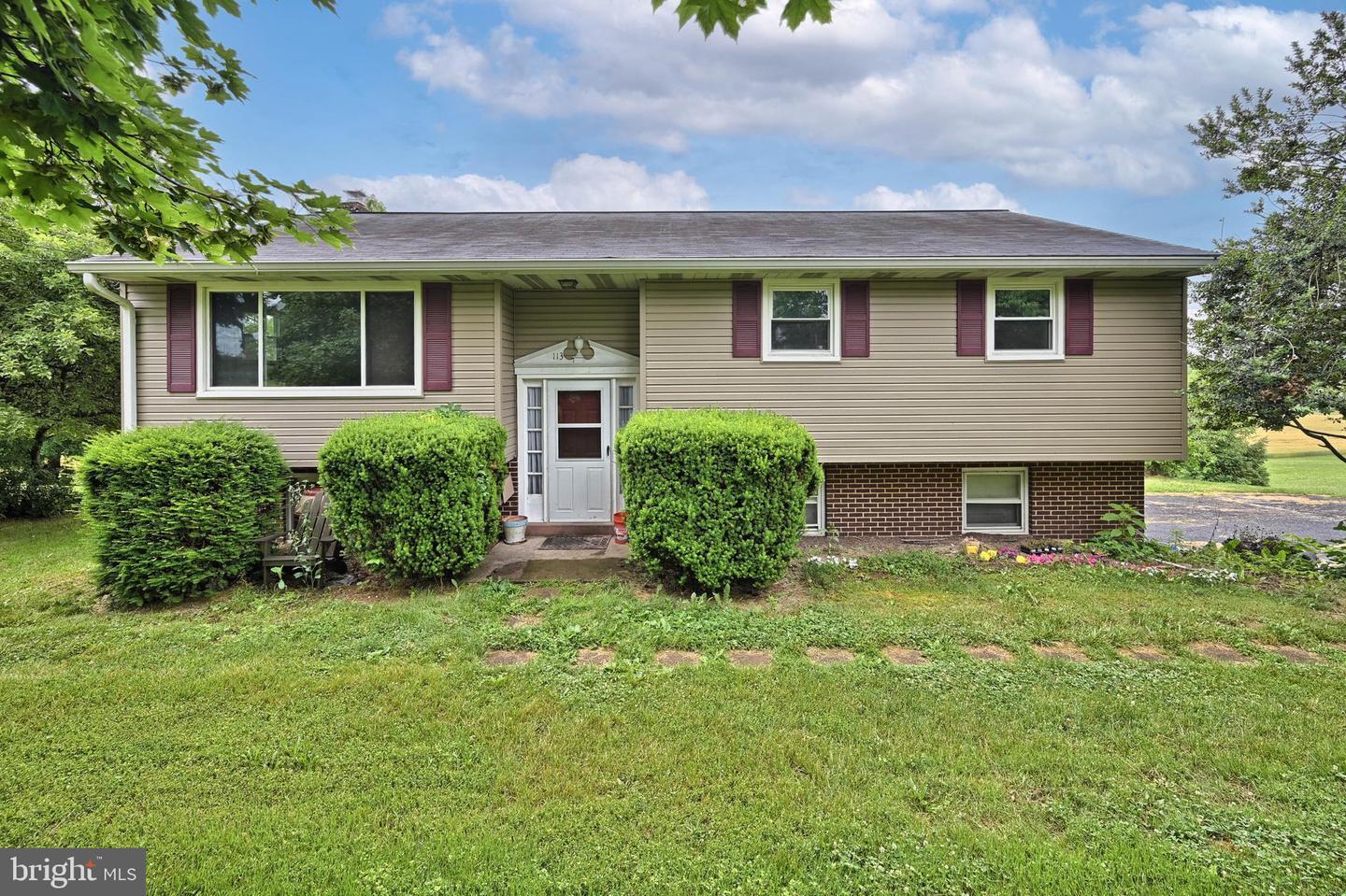 Property Photo: 113 Valley View Drive PA 17050