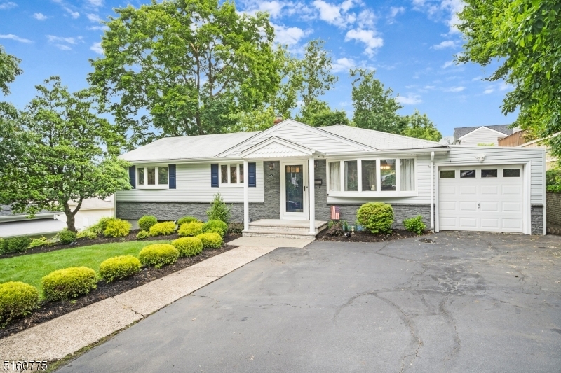 Property Photo: 34 Overlook Ave NJ 07424