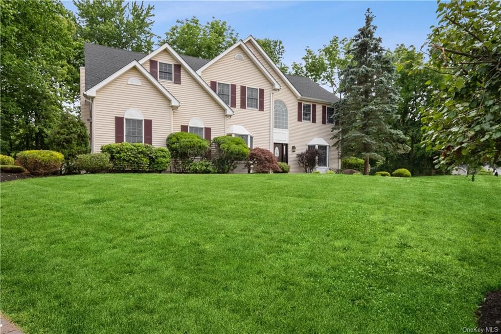 Property Photo:  3 Paul Place  NY 10913 