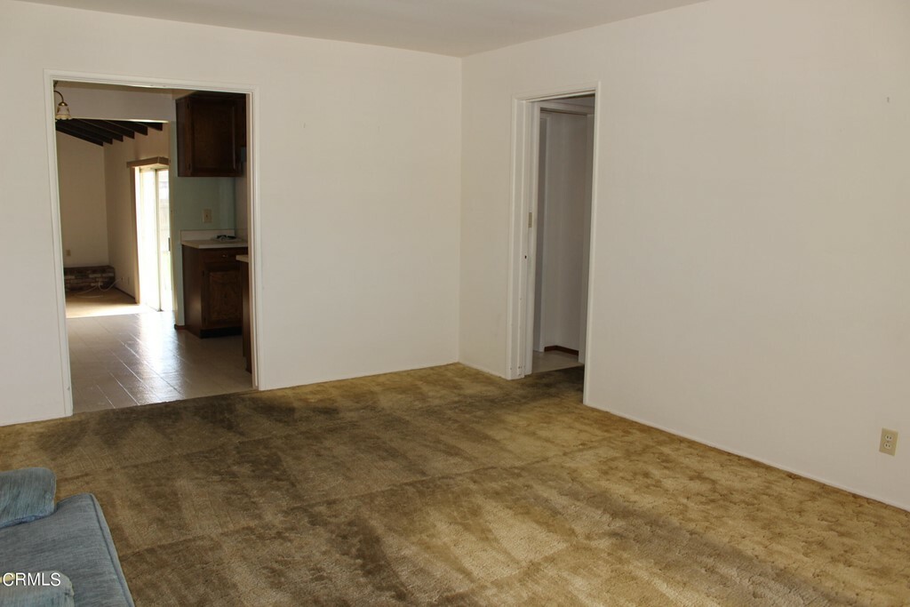 Property Photo:  316 W Juniper Street  CA 93033 