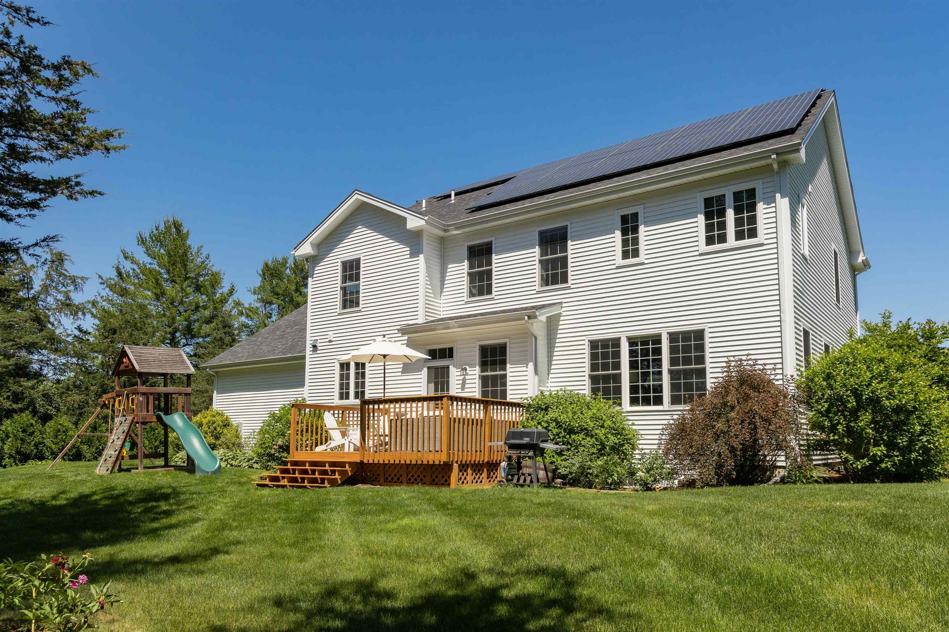 Property Photo:  530 Sycamore Street  VT 05482 