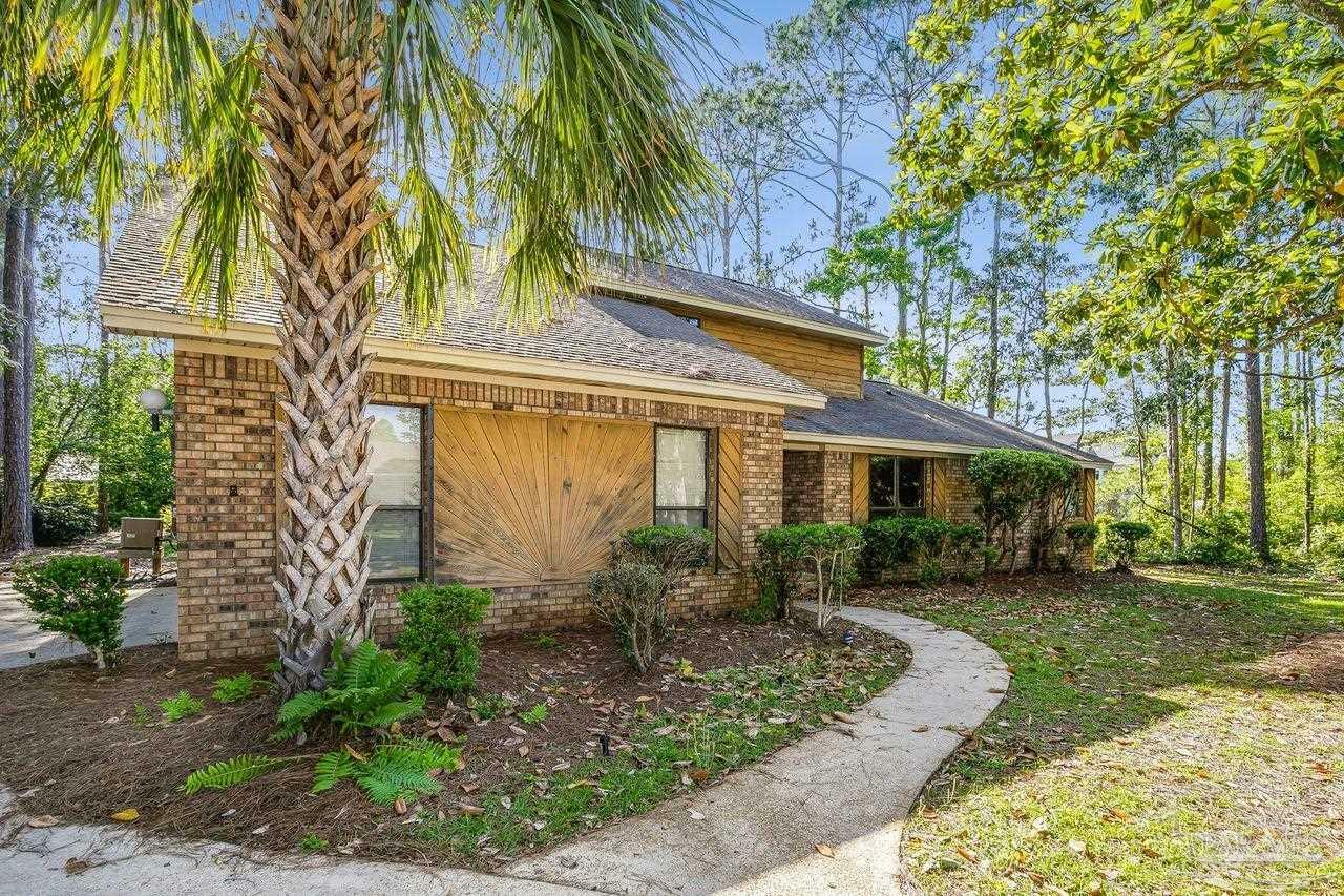 Property Photo: 2869 Bay Meadow Dr FL 32563