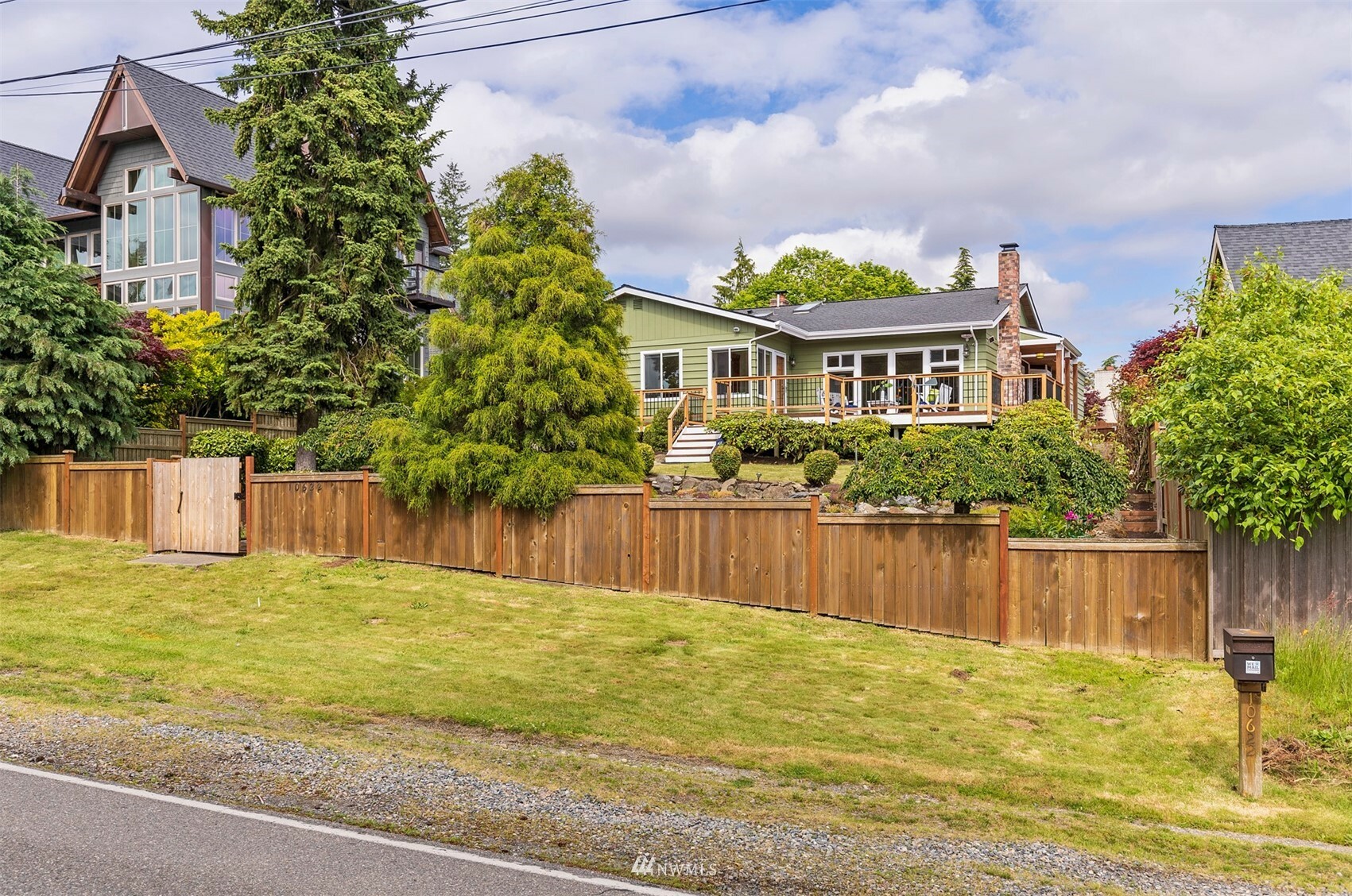 Property Photo:  10622 Marine View Drive SW  WA 98146 