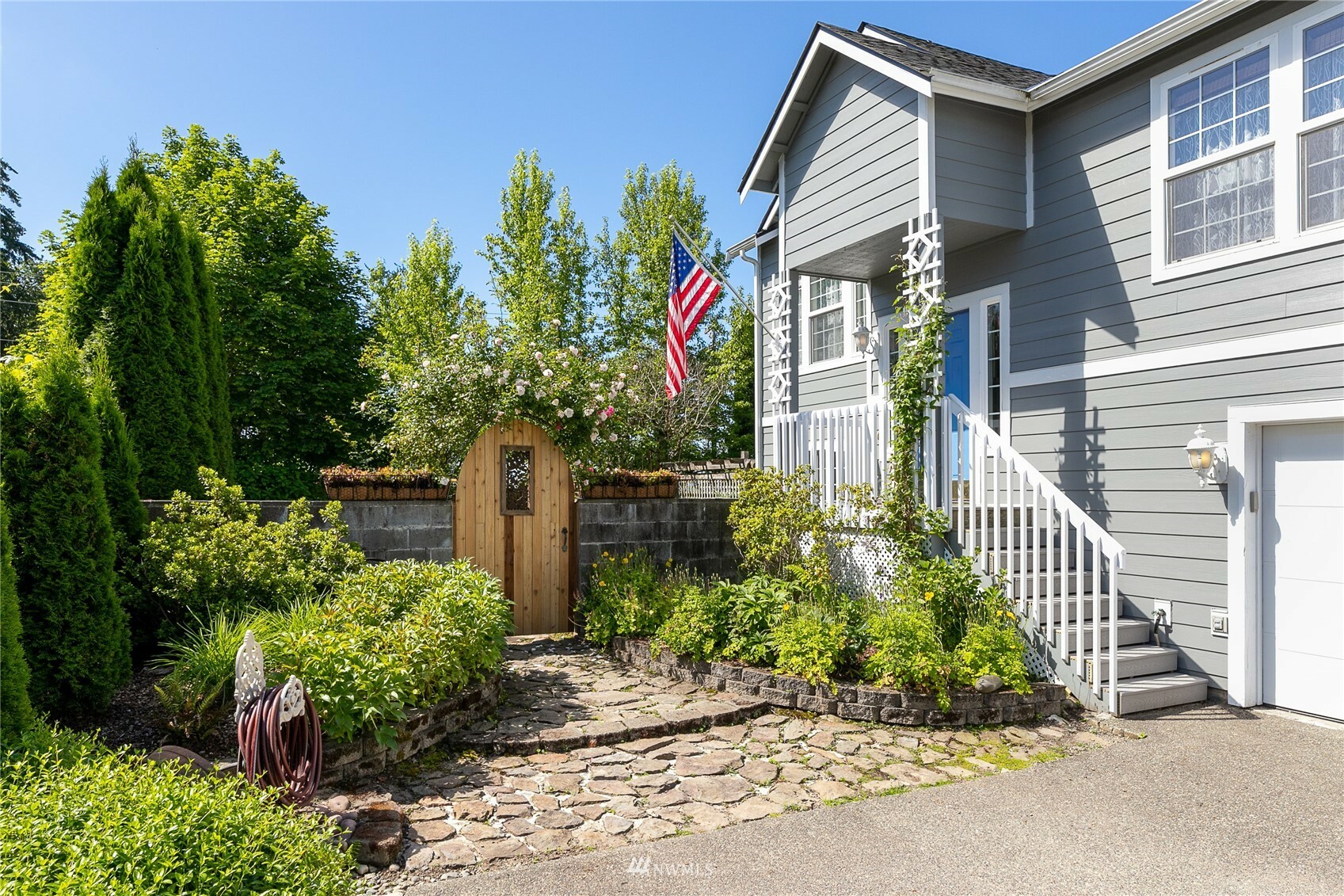 Property Photo:  4412 70th Avenue NE  WA 98270 