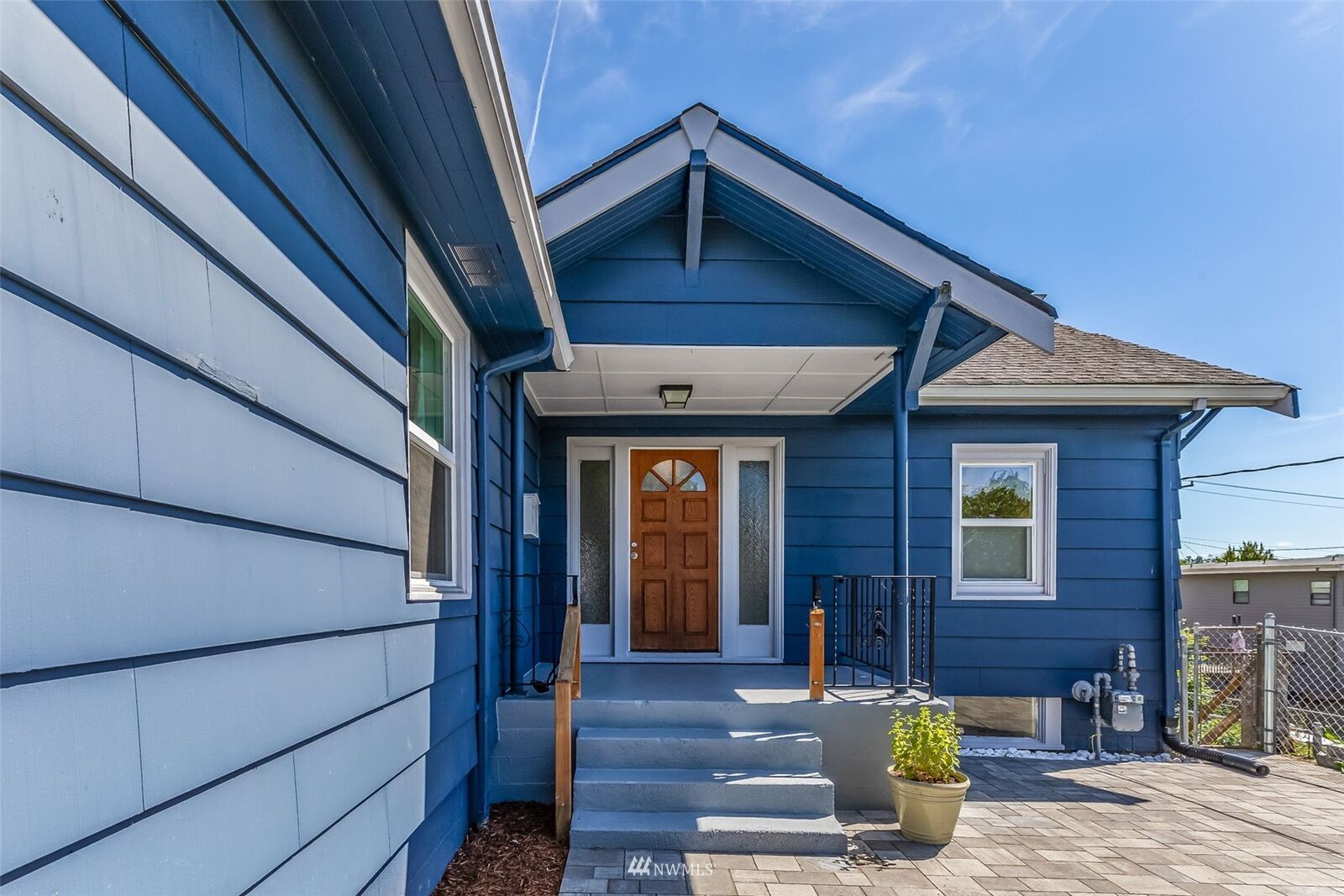 Property Photo:  4225 S Bateman Street  WA 98118 