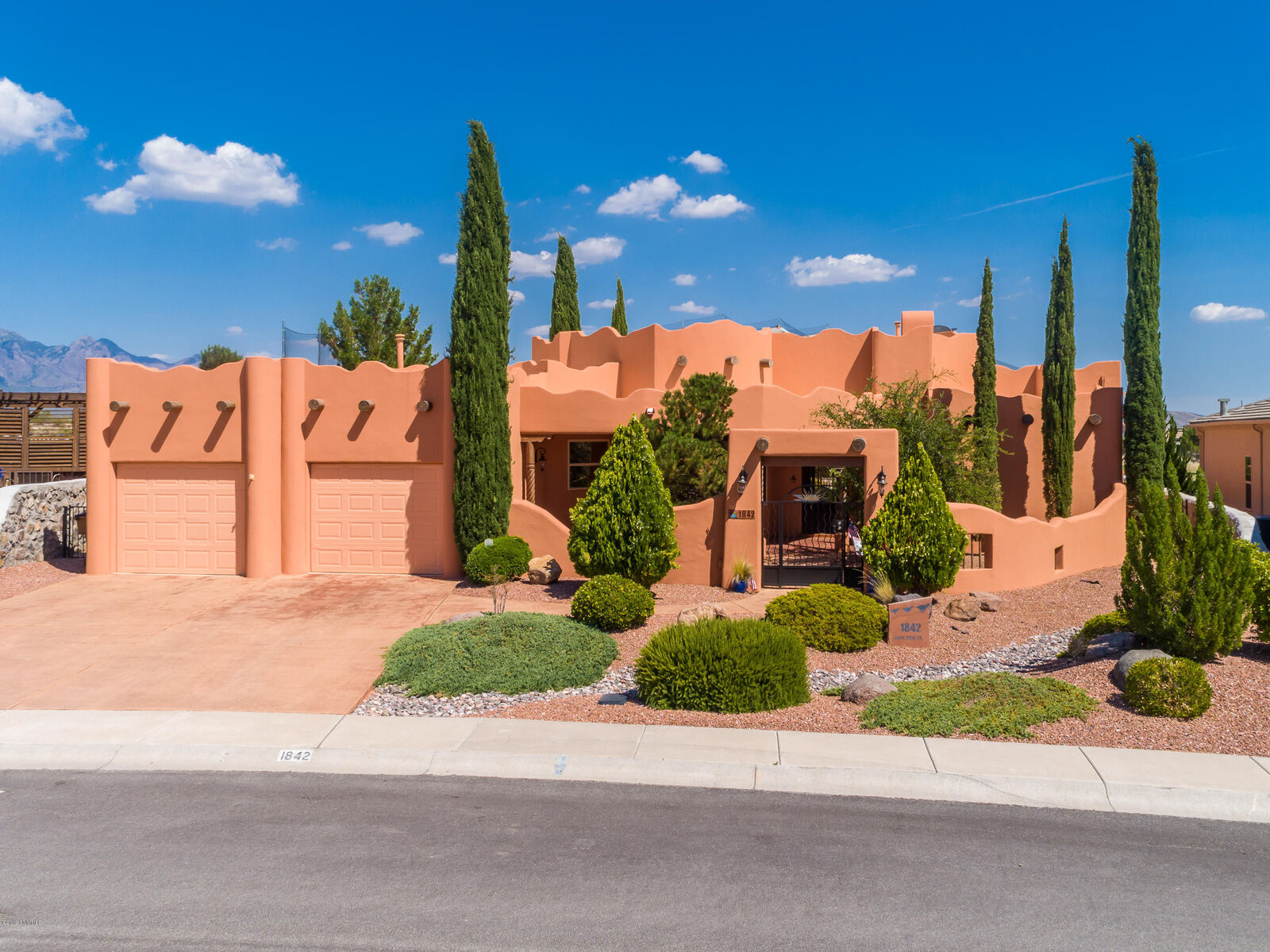 Property Photo: 1842 Lone Tree Lane NM 88011