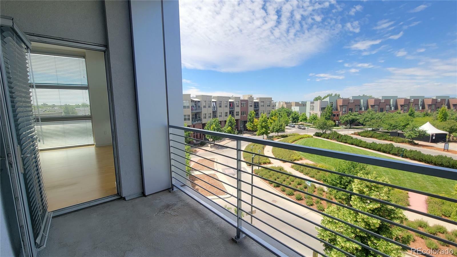 Property Photo: 2958 Syracuse Street 403 CO 80238