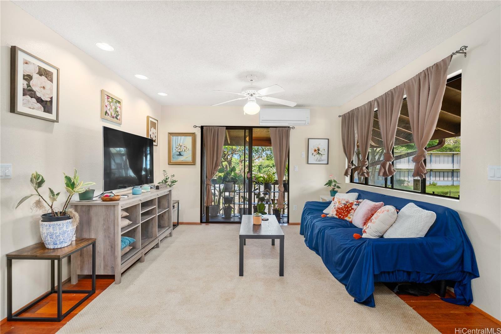 2069 California Avenue 13E  Wahiawa HI 96786 photo