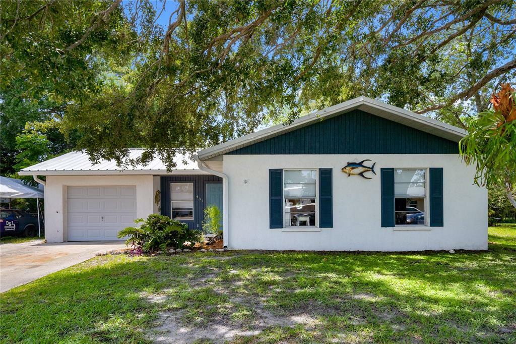 Property Photo:  431 48th Street Court W  FL 34221 