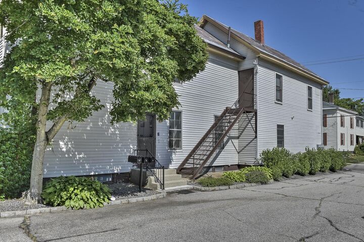 Property Photo: 49 Water Street 3 NH 03431