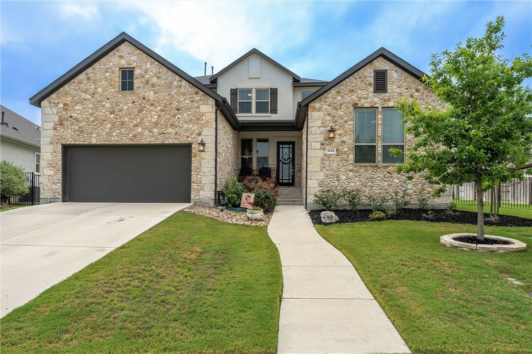 Property Photo: 444 Pienza Drive TX 78628