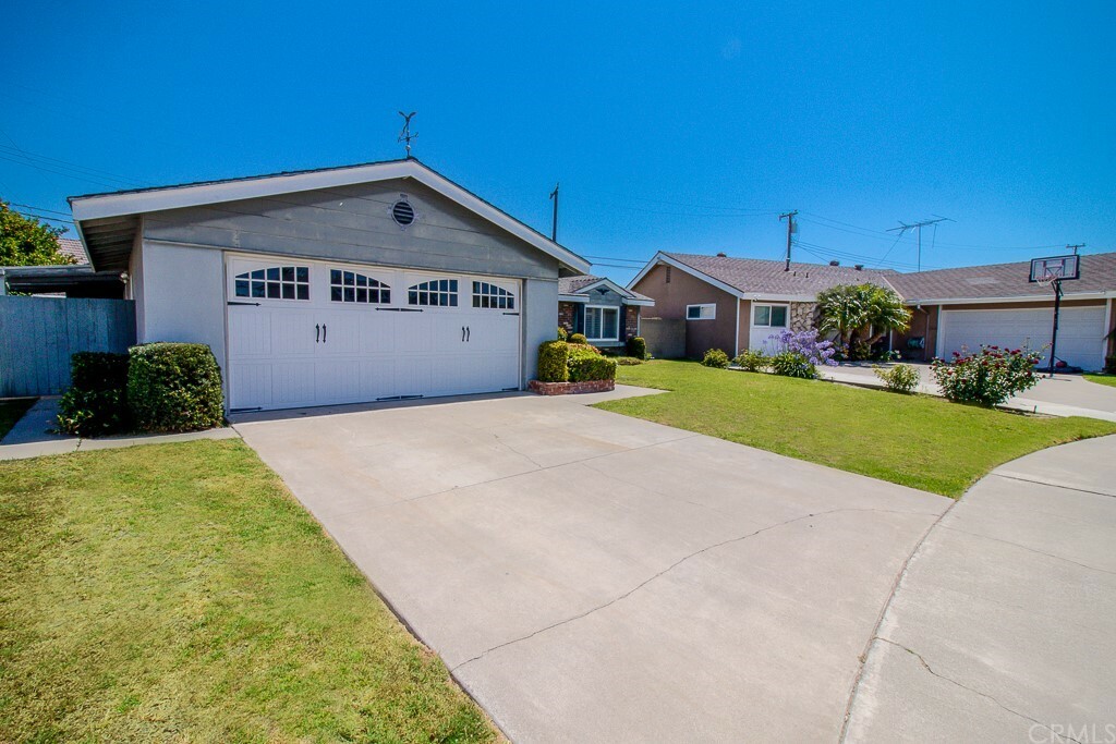 Property Photo:  5411 Acacia Avenue  CA 92845 