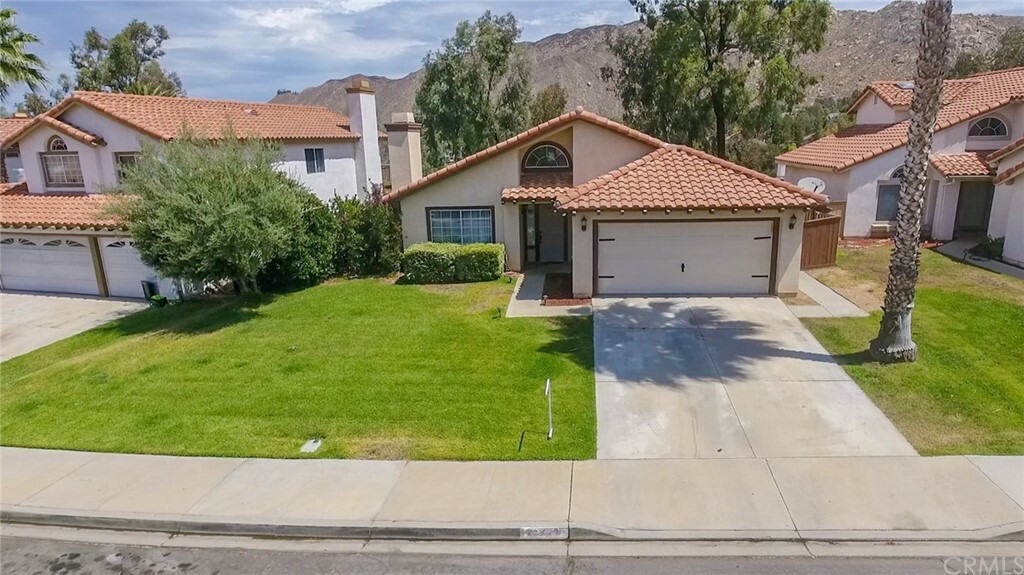 Property Photo:  23770 Waterleaf Circle  CA 92557 