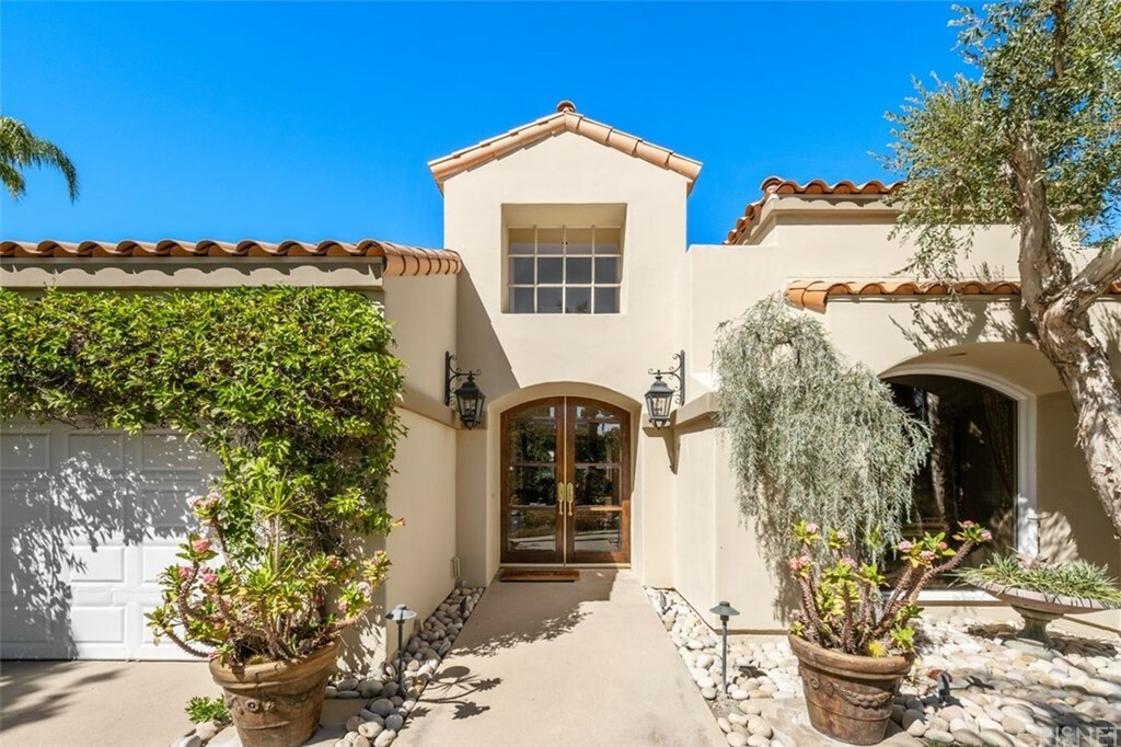 Property Photo: 24119 Park Granada CA 91302