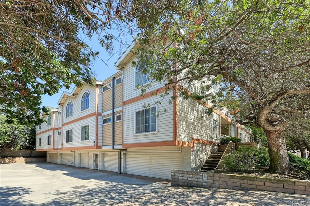 Property Photo:  1420 S Primrose Avenue C  CA 91016 