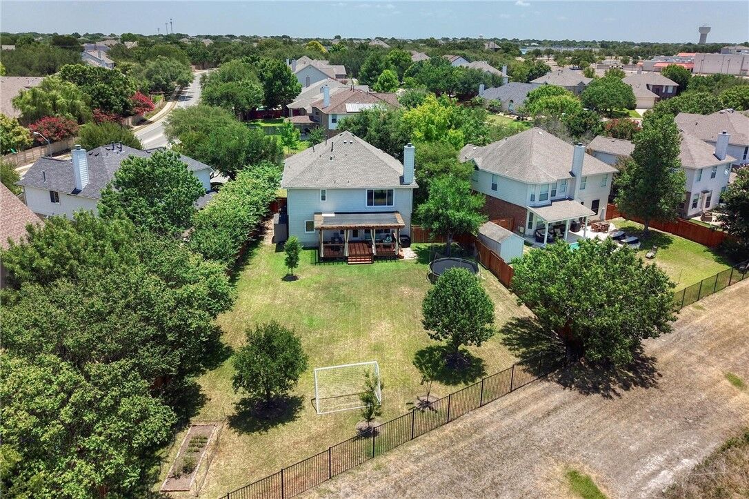 Property Photo: 2102 Chalk Hill Cove TX 78665