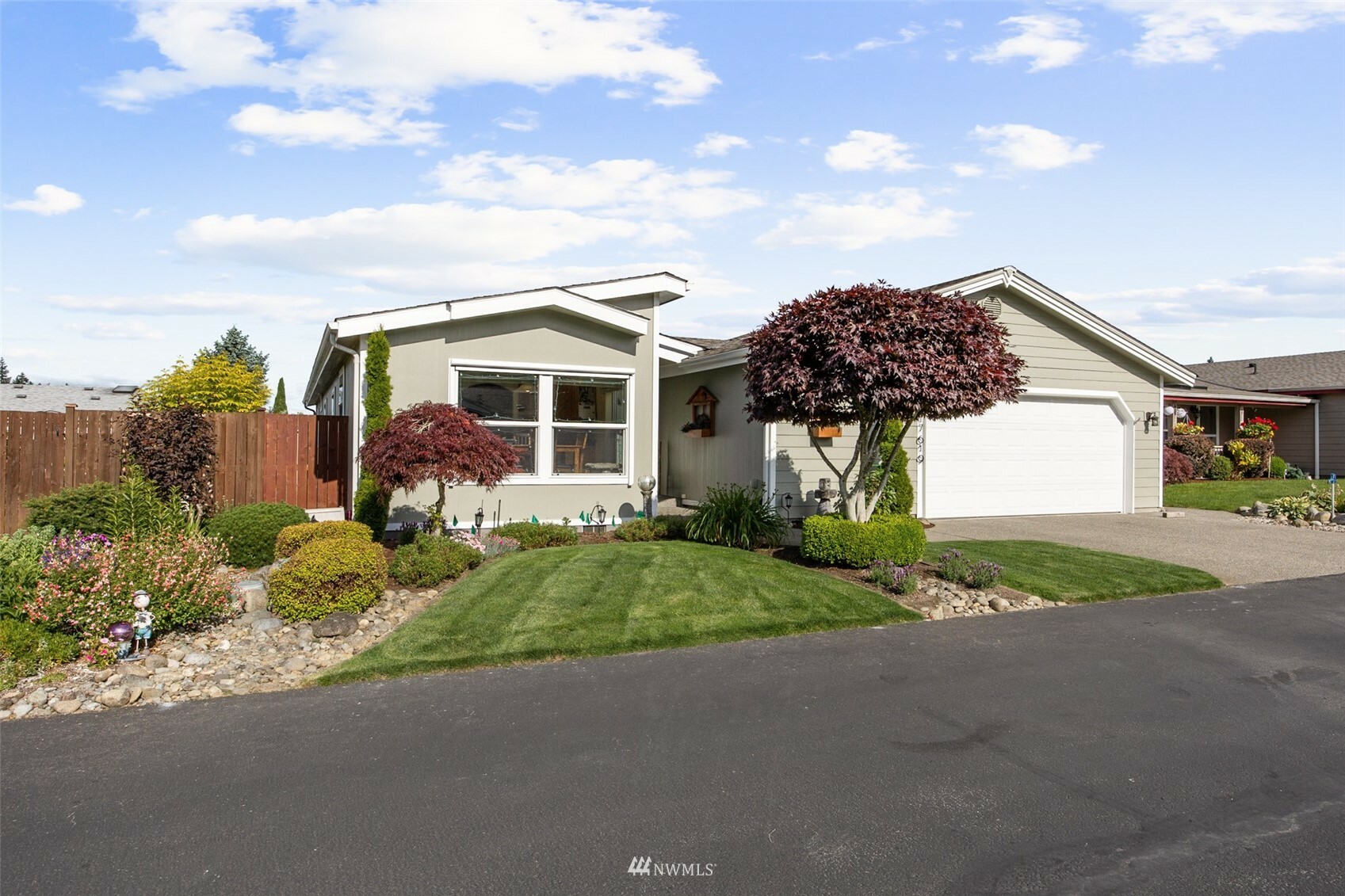 Property Photo:  17619 19th Avenue E  WA 98387 