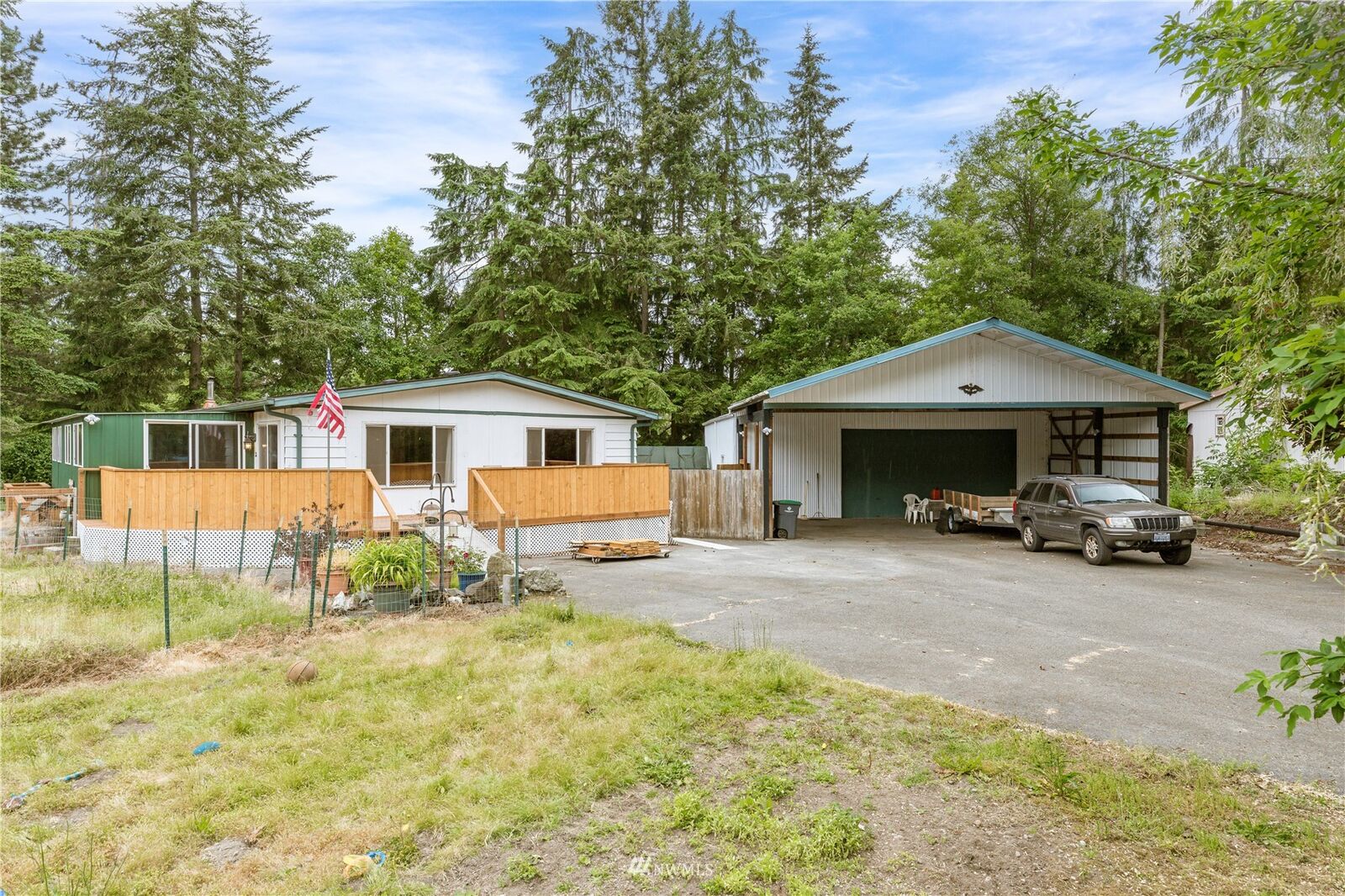 Property Photo:  38 Bonito Way  WA 98277 