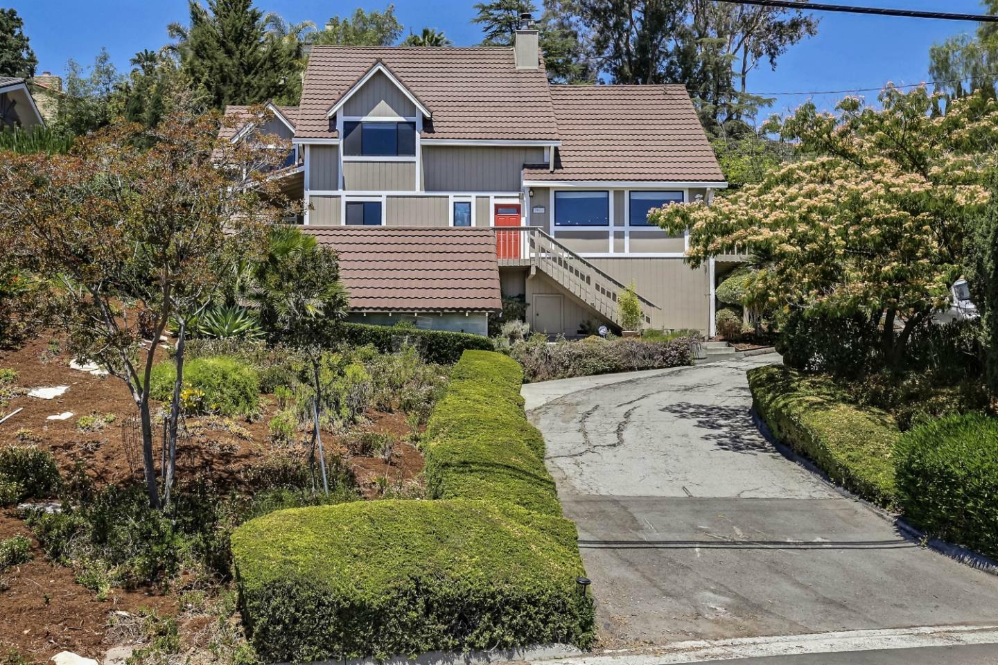 Property Photo: 3911 Suncrest Avenue CA 95132