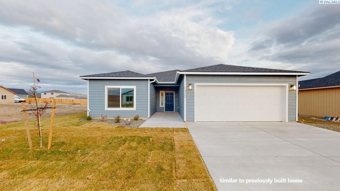 Property Photo: 1490 13th Street WA 99320