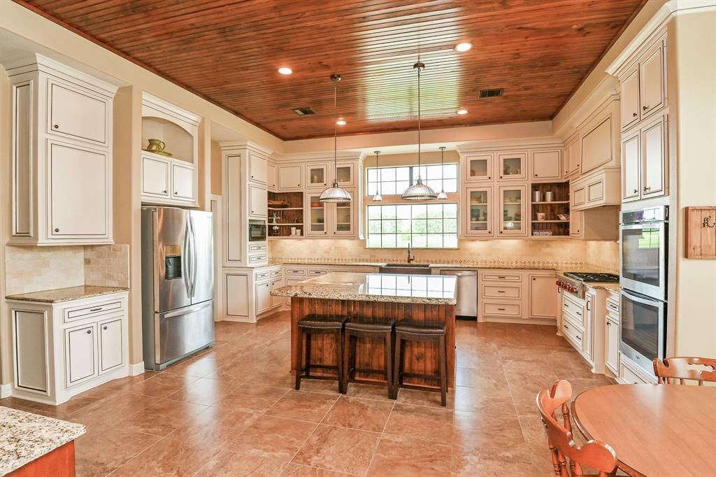Property Photo:  14135 Dustin Lane  TX 77532 